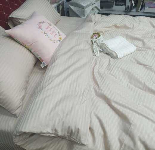 Stripe LUX LIGHT BEIGE 1